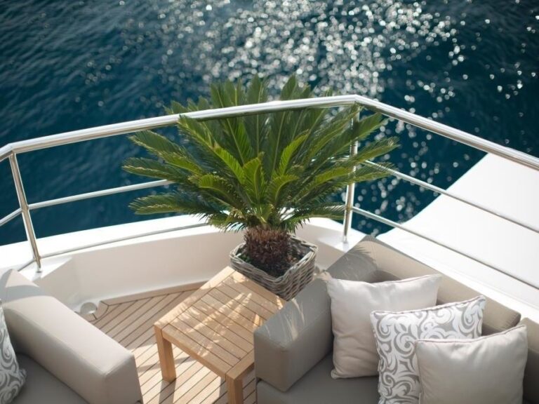 The 40m Yacht SOLARIS