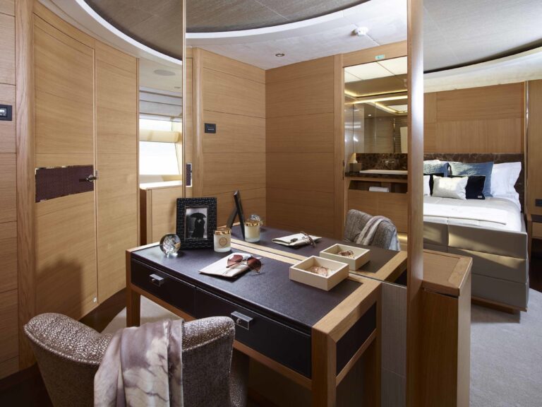 The 40m Yacht SOLARIS