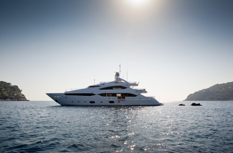 The 40m Yacht THUMPER