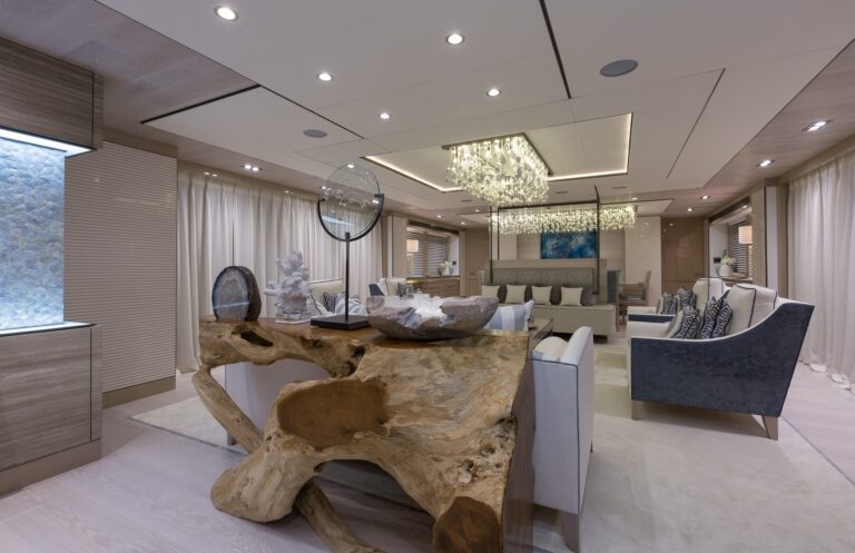 The 40m Yacht THUMPER
