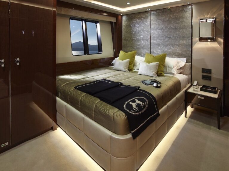 The 40m Yacht X5