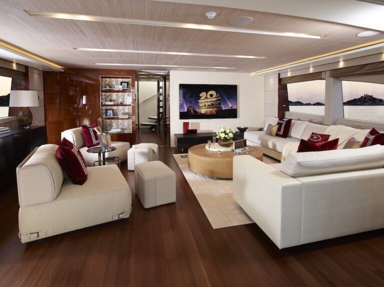 The 40m Yacht X5