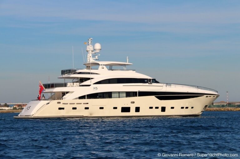 The 40m Yacht X5