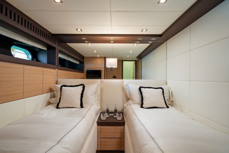 Twin Suite