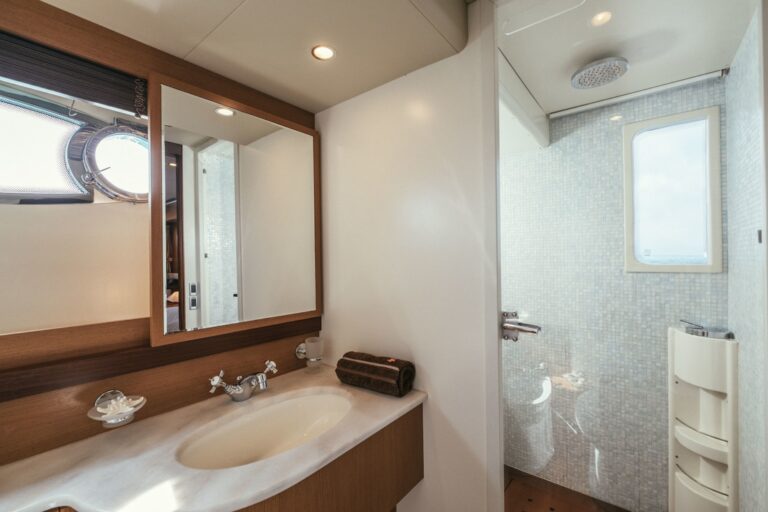 Master ensuite