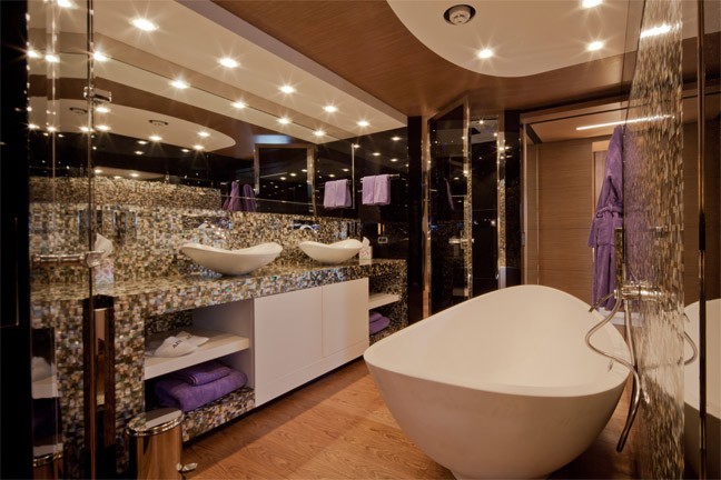 The 41m Yacht AZIZA