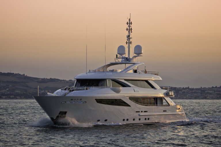 The 41m Yacht AZIZA
