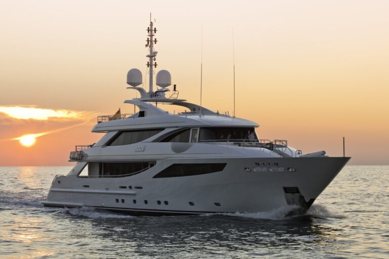 The 41m Yacht AZIZA