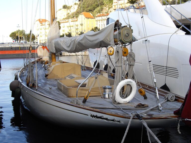 The 41m Yacht CAMBRIA