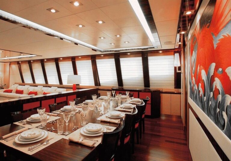 Eating/dining Saloon On Board Yacht DRAGON