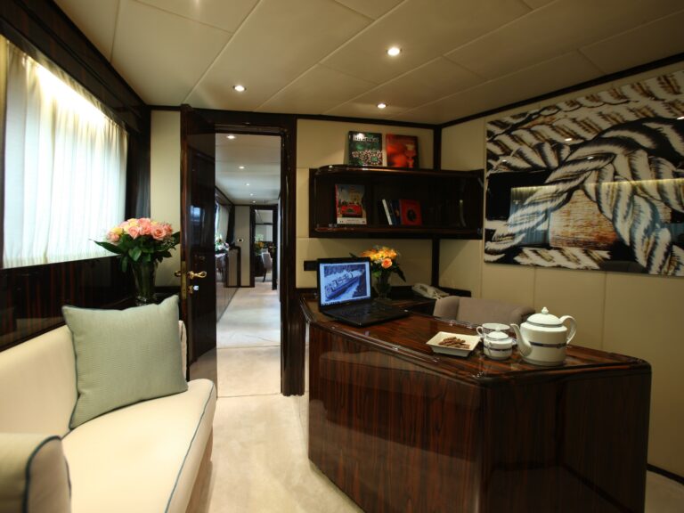 The 41m Yacht HEMILEA