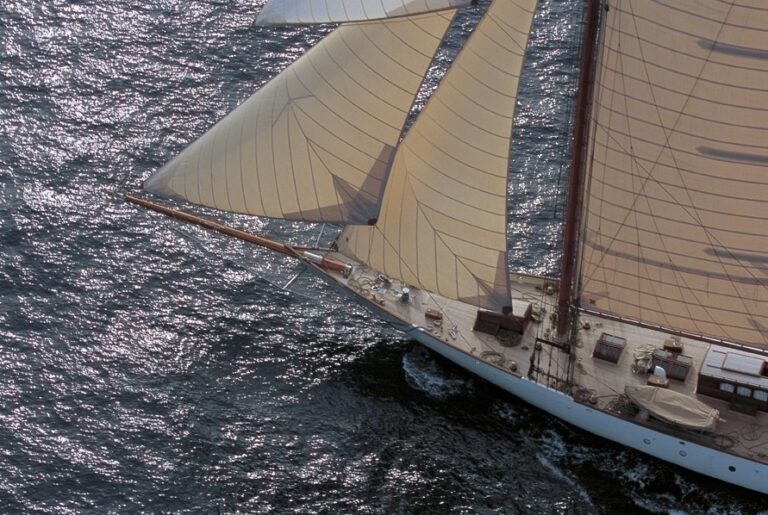 The 41m Yacht INVADER