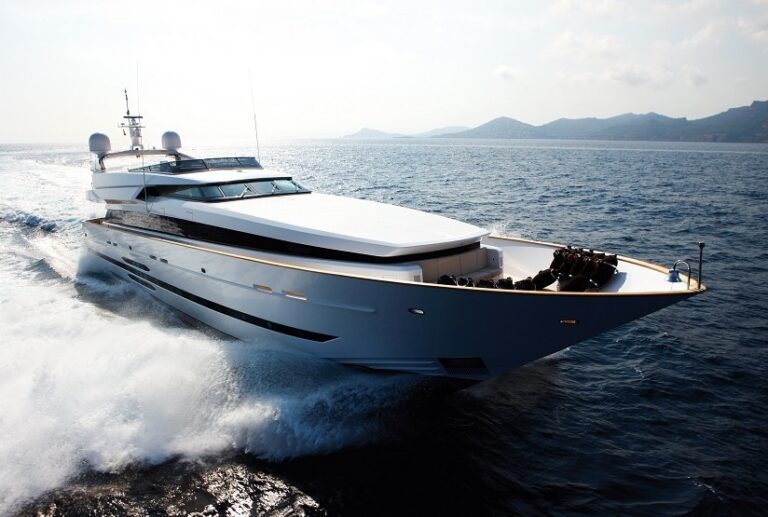 The 41m Yacht LAZY ME