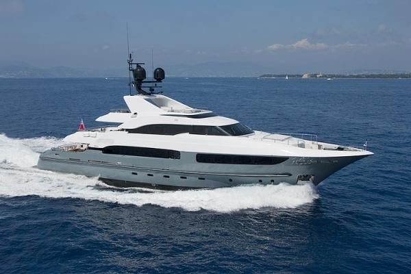 The 41m Yacht LEGENDA