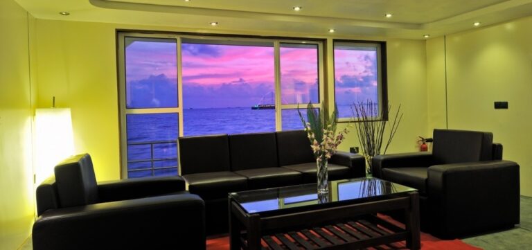 The 41m Yacht MALDIVE MOSAIQUE