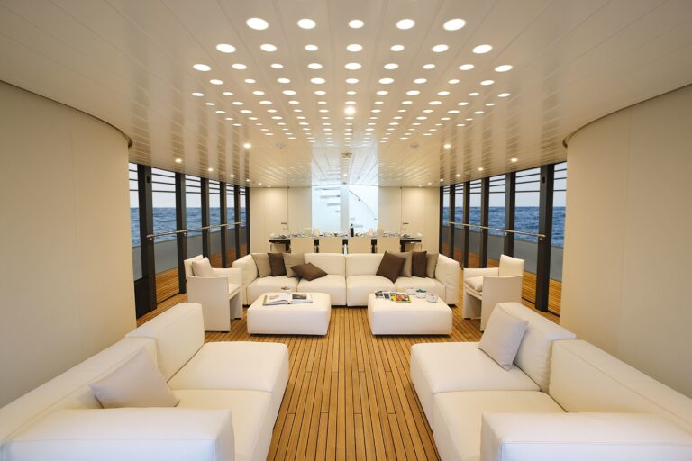 Premier Deck Saloon On Yacht OCEAN SAPPHIRE