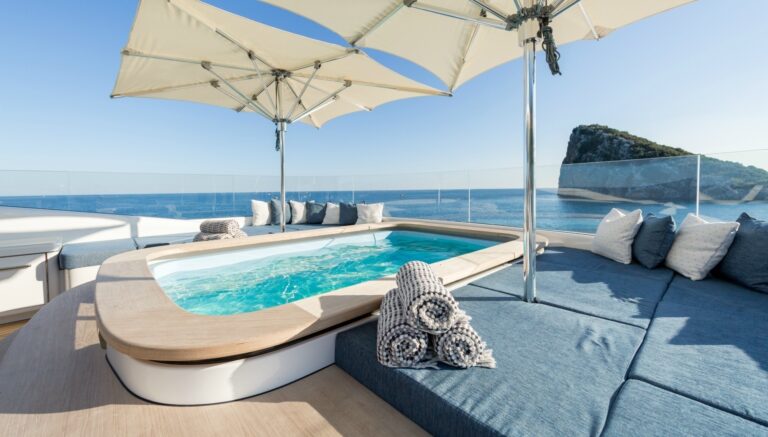 The 41m Yacht RUYA
