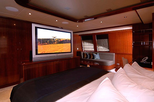 Screening: Yacht SEAFARIS's Main Master Cabin Photograph