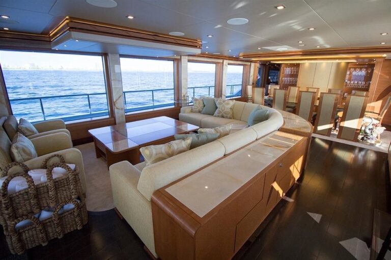 The 41m Yacht SERENITY
