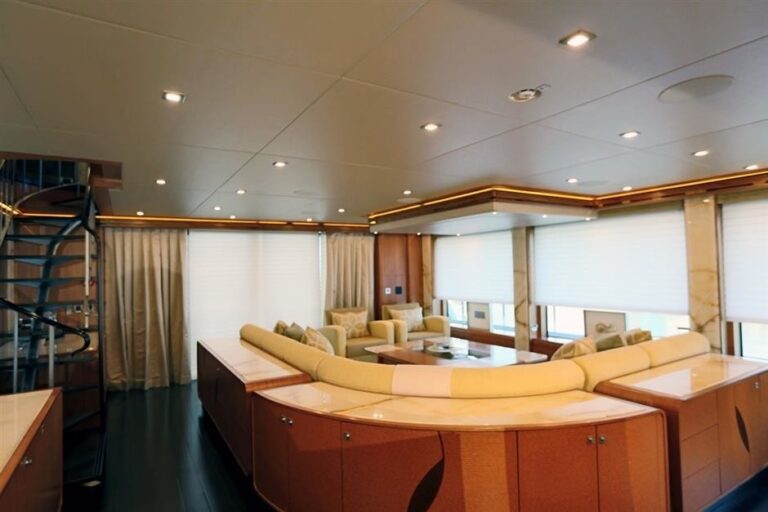 The 41m Yacht SERENITY