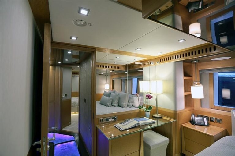 The 41m Yacht SERENITY