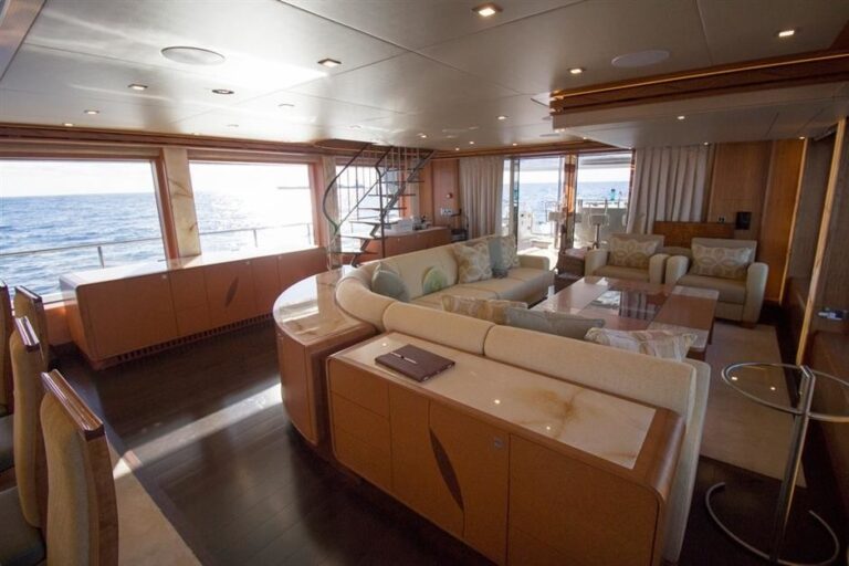 The 41m Yacht SERENITY