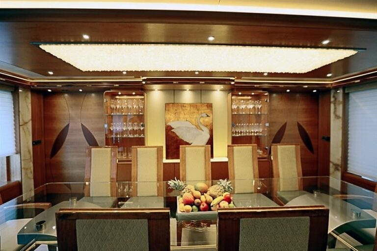 The 41m Yacht SERENITY