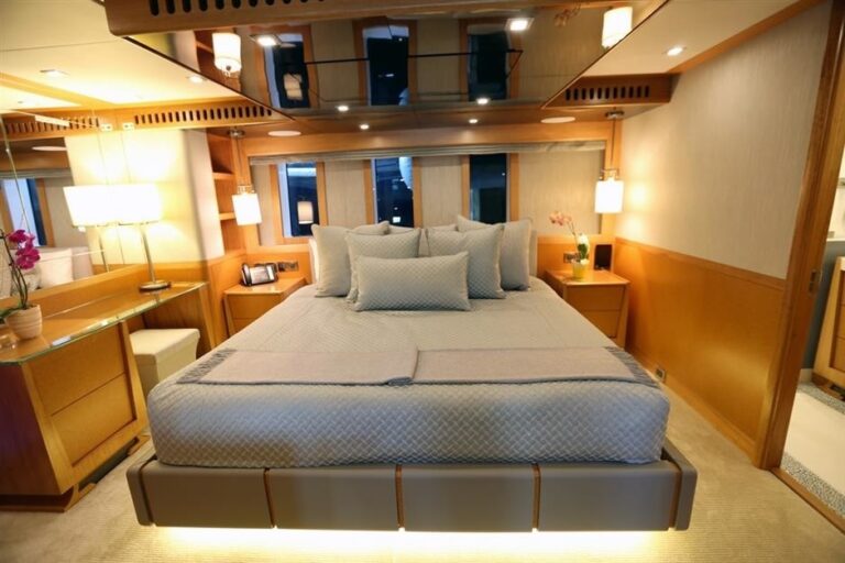 The 41m Yacht SERENITY