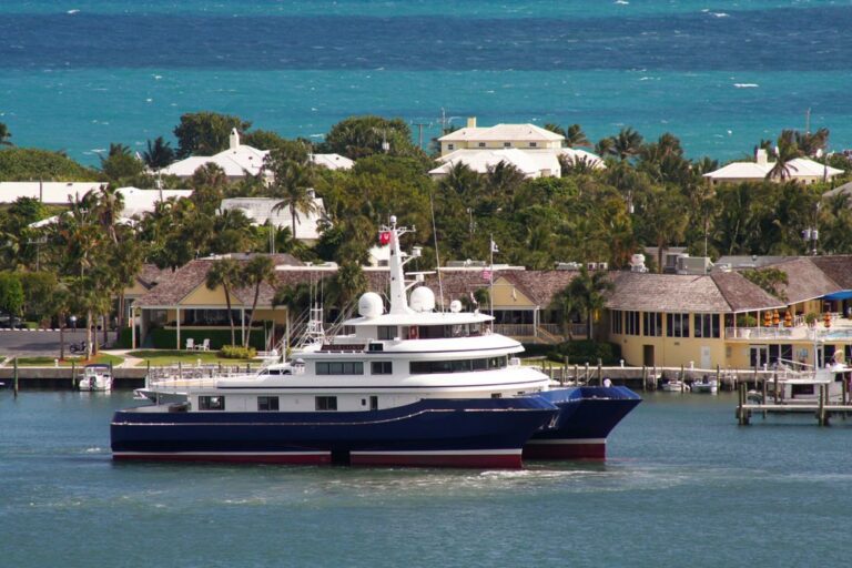 The 41m Yacht SILVER CLOUD