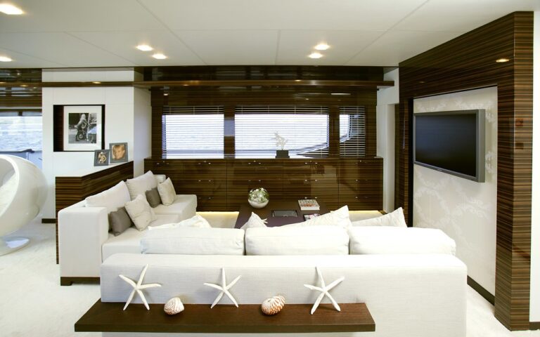 Saloon Sitting On Yacht TATII