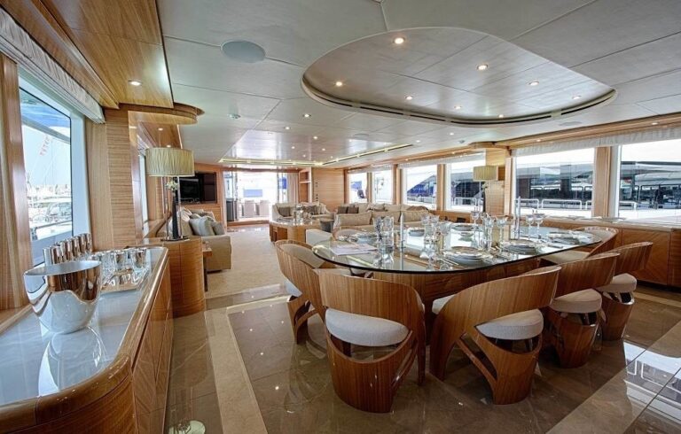 The 41m Yacht UAQ 1
