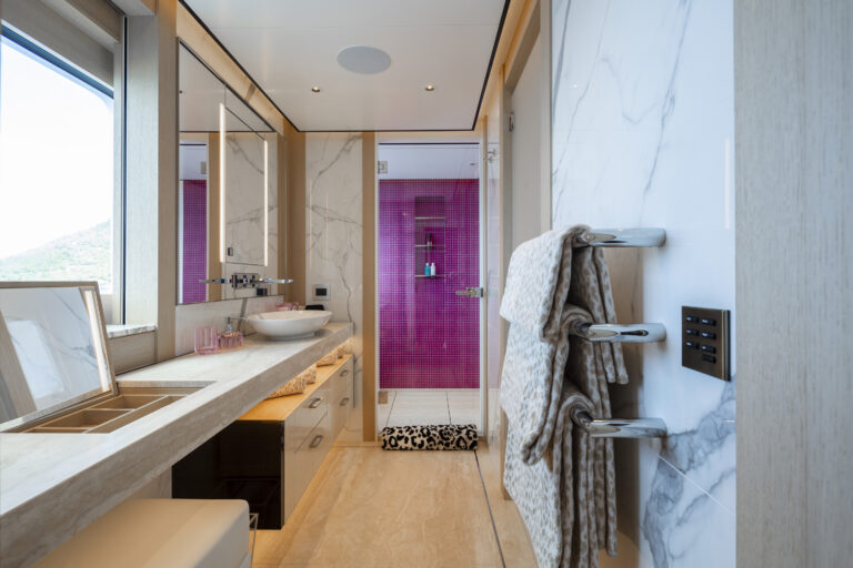 Lower Deck Ensuite
