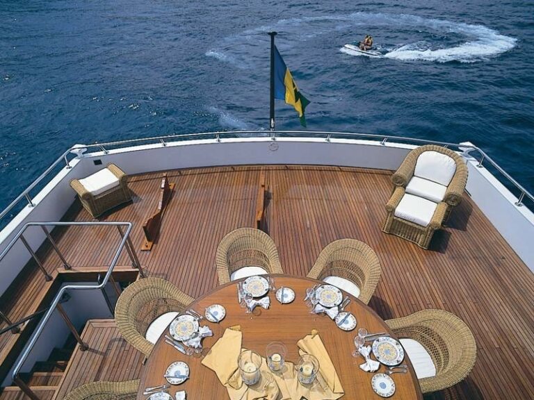 The 42m Yacht ALIA 7