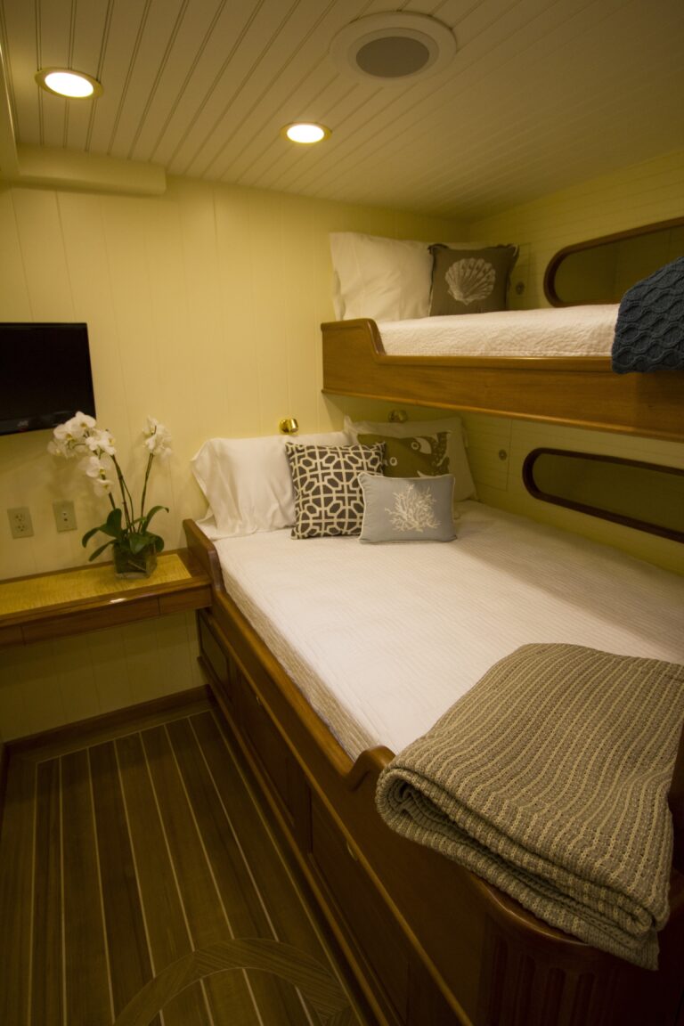 The 42m Yacht COLUMBIA