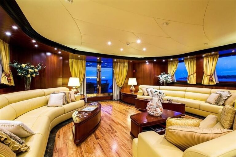 saloon
