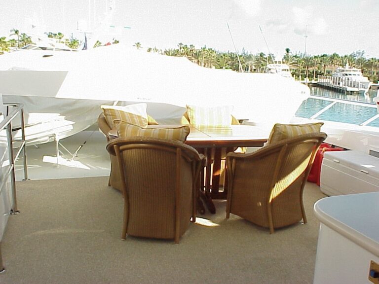 The 42m Yacht MONA LIZA