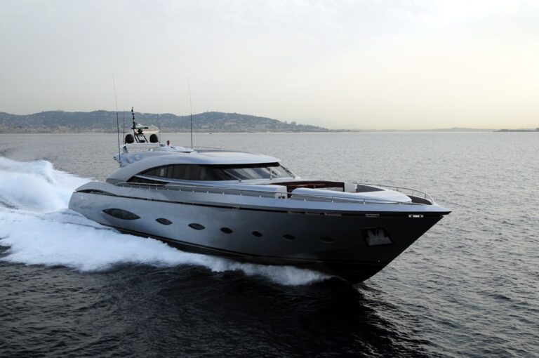 Forward Aspect: Yacht MY TOY's Cruising Captured
