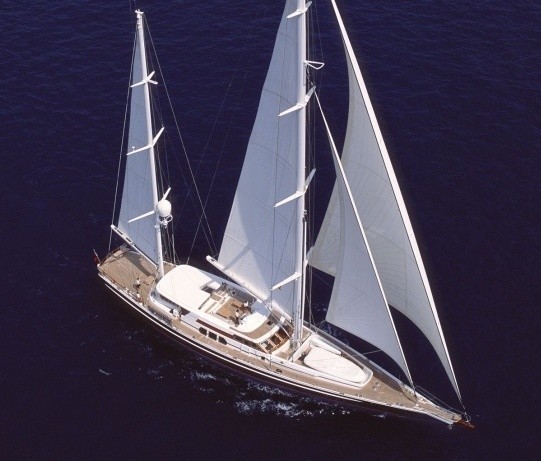 The 42m Yacht PASSE PARTOUT