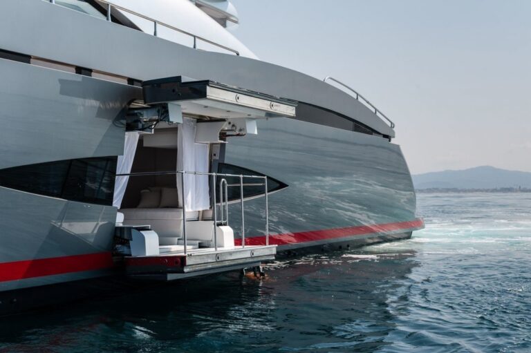 The 42m Yacht SEAFIRE