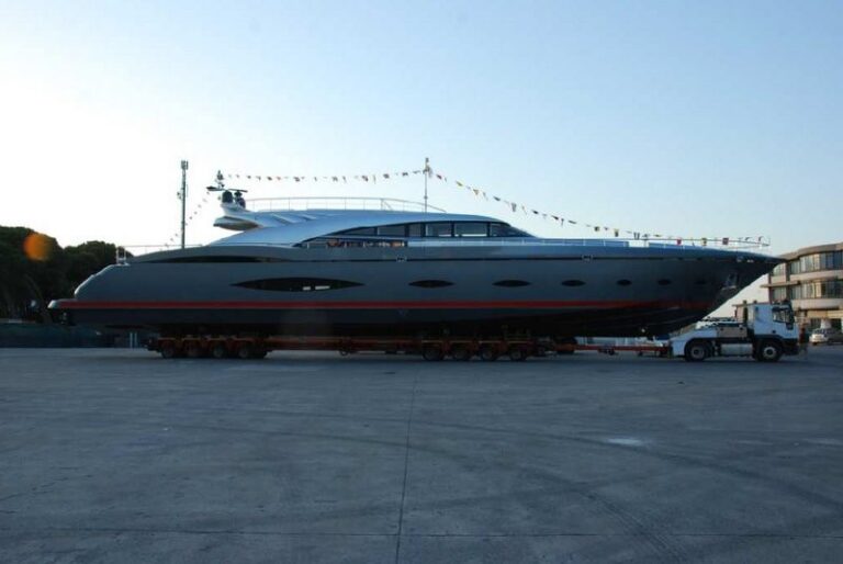 The 42m Yacht SEAFIRE