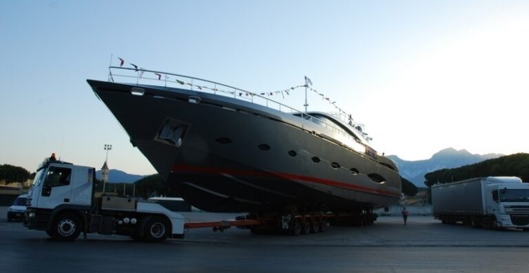 The 42m Yacht SEAFIRE