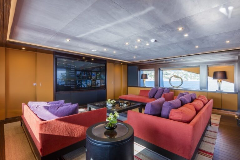 The 42m Yacht SERENITY