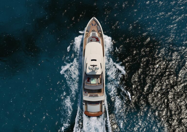 The 42m Yacht SERENITY