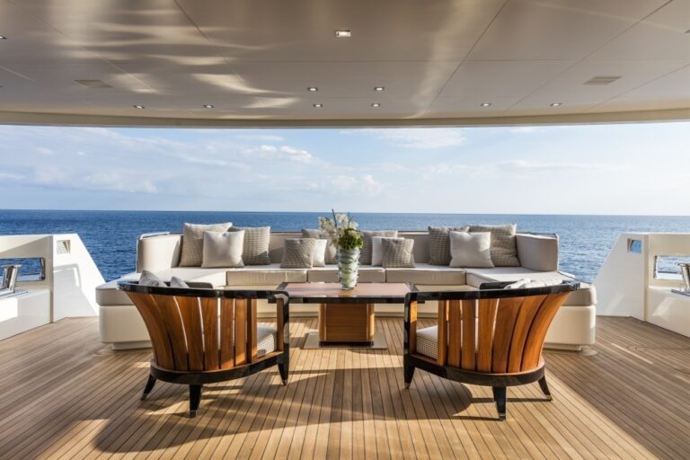 The 42m Yacht SERENITY