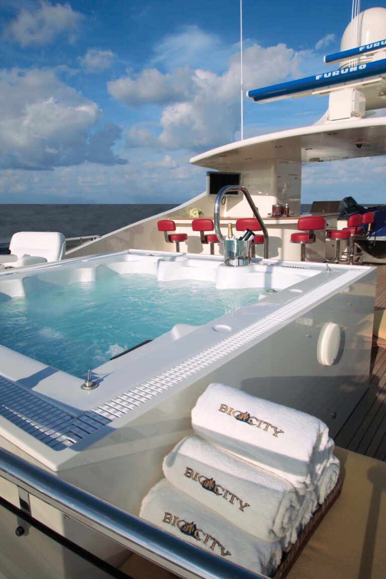 Jacuzzi Pool With Drinks Bar On Board Yacht WAKU
