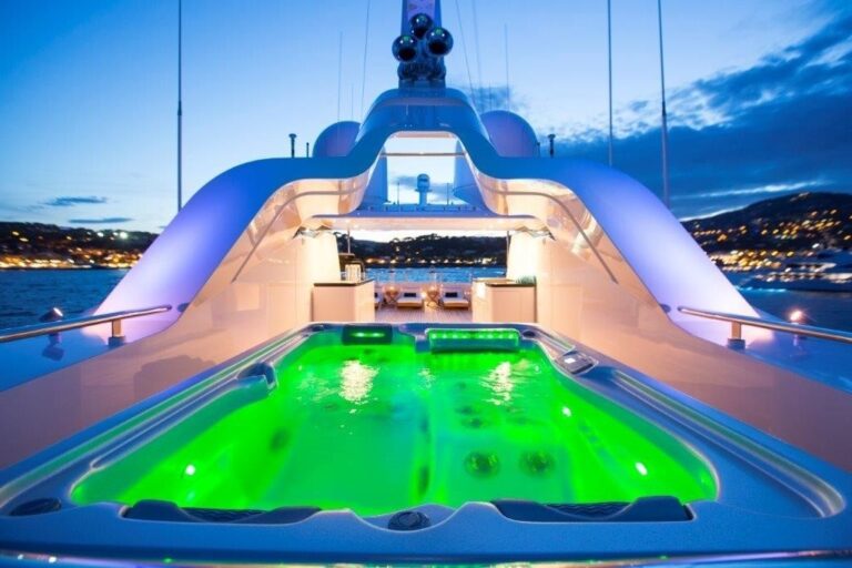 Life On Board Yacht ALASKA OF GEORGE TOWN