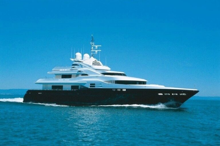 The 43m Yacht ALASKA OF GEORGE TOWN