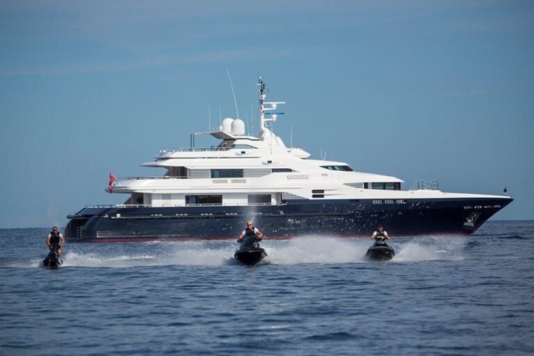 The 43m Yacht ALASKA OF GEORGE TOWN