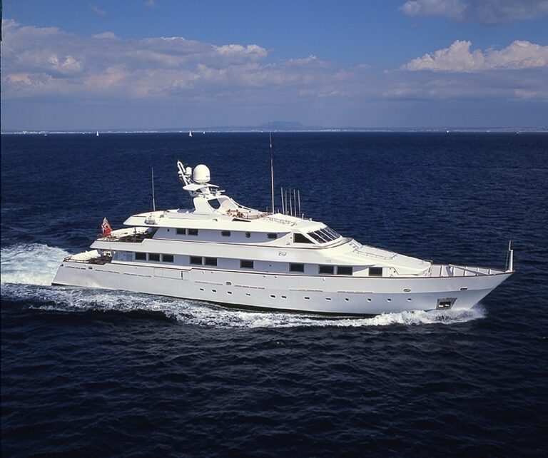 Cantieri Navali Nicolini