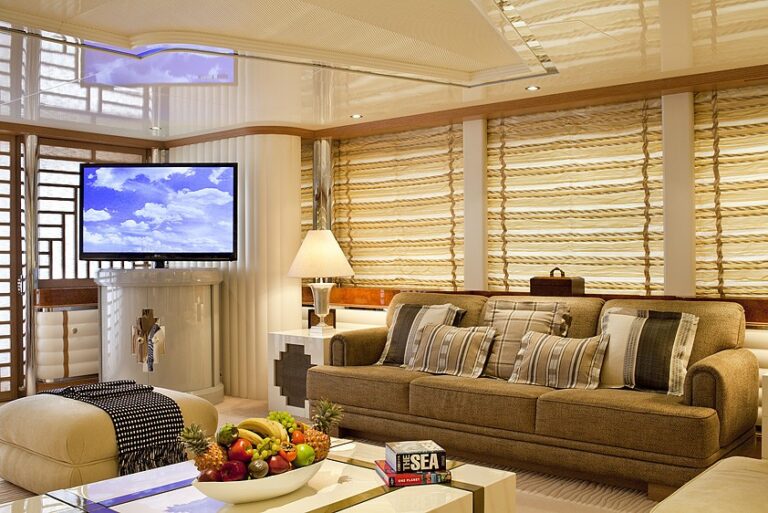 Screening: Yacht ECLIPSE's Top Deck Saloon Captured